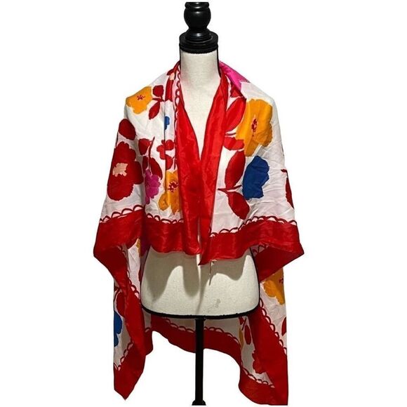 CollectionEighteen floral square scarf - Picture 1 of 4